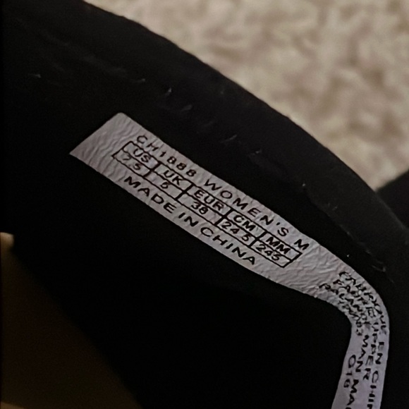 Rockport platform slides. Cork material- black cloth upper. Lightweight SZ 7.5♥️ - Picture 5 of 8